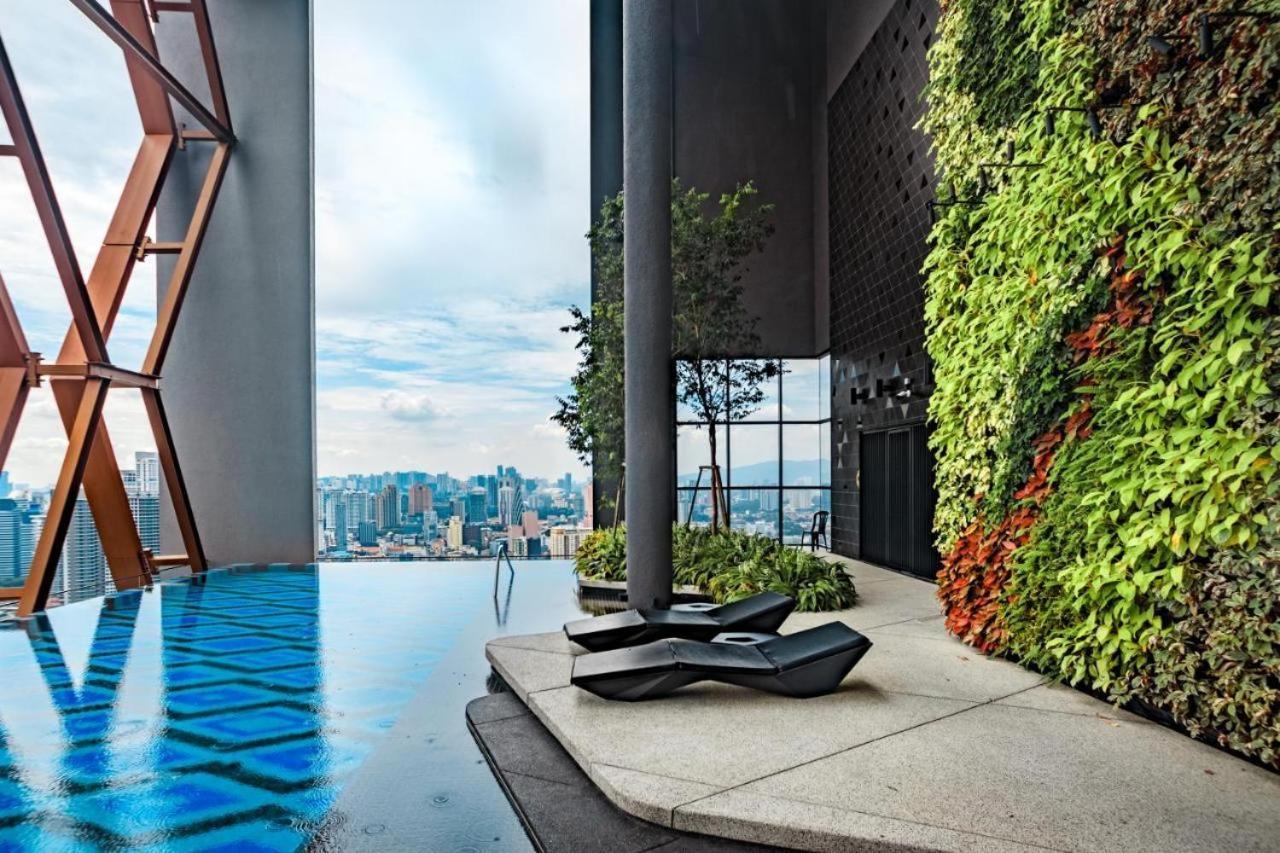 Scarletz Suites Klcc By Luxe Suites Kuala Lumpur Extérieur photo