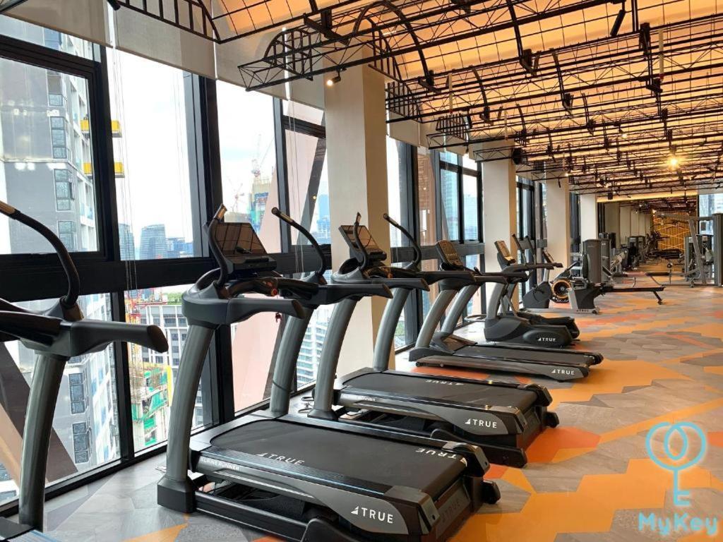 Scarletz Suites Klcc By Luxe Suites Kuala Lumpur Extérieur photo