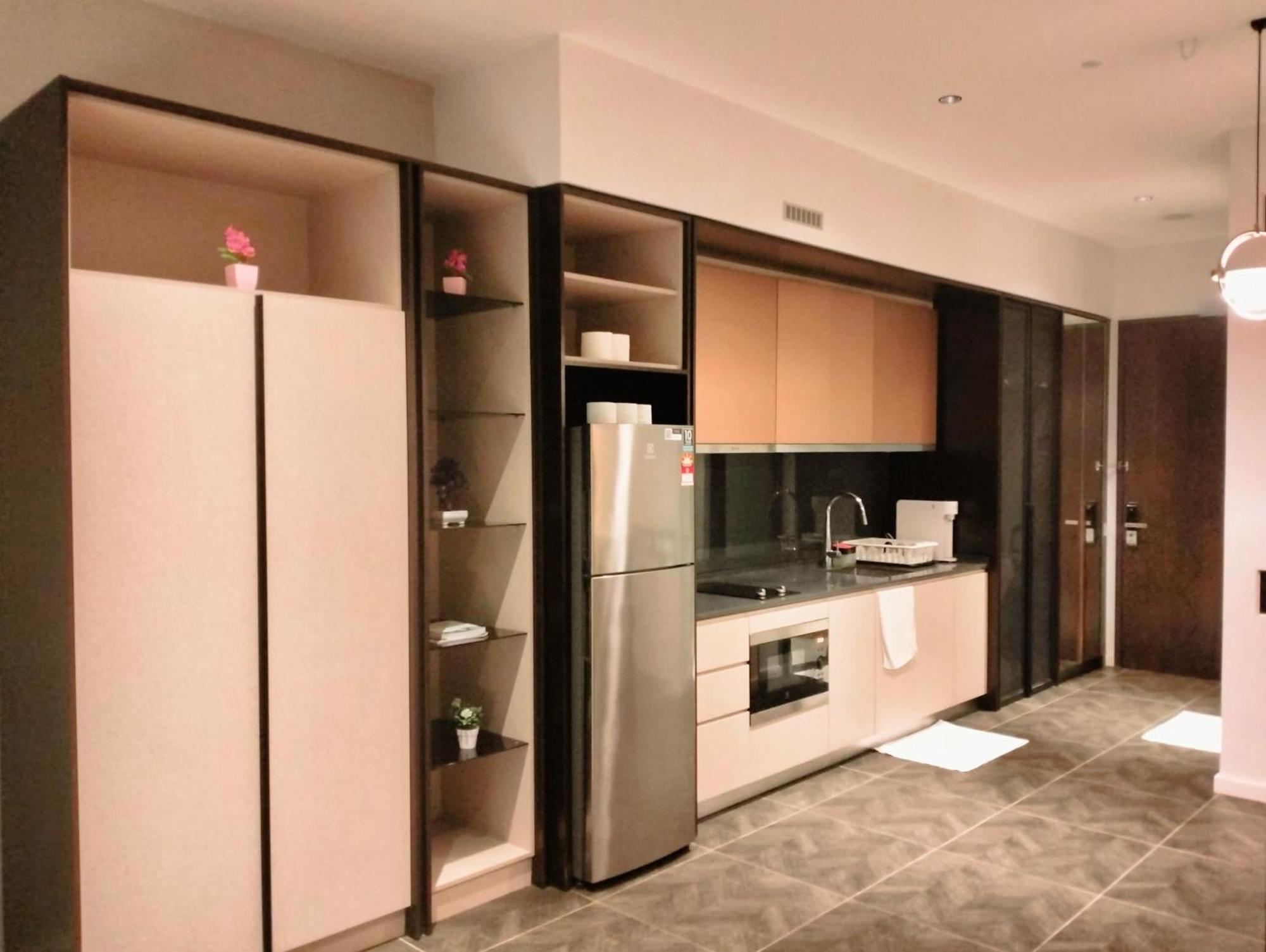 Scarletz Suites Klcc By Luxe Suites Kuala Lumpur Extérieur photo
