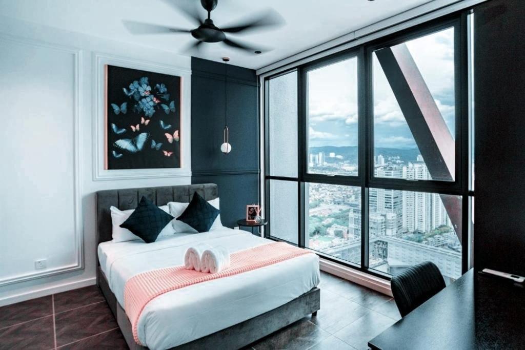 Scarletz Suites Klcc By Luxe Suites Kuala Lumpur Extérieur photo
